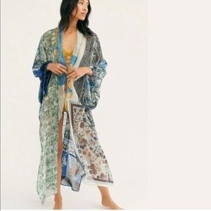 Women's Free People Kimono Robe. One Size. NWOT